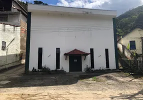 Foto 1 de Galpão/Depósito/Armazém para alugar, 10m² em Centro, Petrópolis