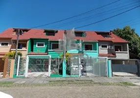 Foto 1 de Casa com 4 Quartos à venda, 165m² em Guarujá, Porto Alegre