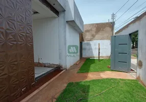 Foto 1 de Casa com 4 Quartos à venda, 220m² em Tubalina, Uberlândia