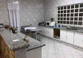 Foto 1 de Casa com 2 Quartos à venda, 105m² em Água Fria, São Paulo