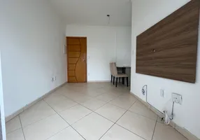 Foto 1 de Apartamento com 2 Quartos à venda, 58m² em Vila Guilhermina, Praia Grande