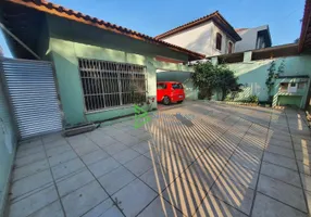 Foto 1 de Casa com 3 Quartos para venda ou aluguel, 260m² em Parque São Domingos, São Paulo