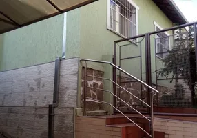Foto 1 de Casa com 4 Quartos à venda, 200m² em Silveira, Belo Horizonte
