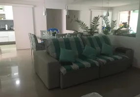 Foto 1 de Cobertura com 3 Quartos à venda, 114m² em Pitangueiras, Guarujá