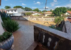 Foto 1 de Casa com 3 Quartos à venda, 200m² em Vila Assis, Jaú