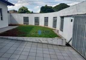 Foto 1 de Casa com 3 Quartos à venda, 180m² em Waldemar Hauer, Londrina
