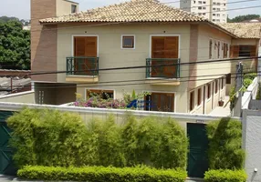 Foto 1 de Casa com 3 Quartos à venda, 127m² em Vila Brasílio Machado, São Paulo