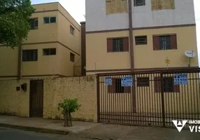Foto 1 de Apartamento com 2 Quartos à venda, 50m² em Parque das Gameleiras, Uberaba