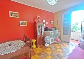 Foto 1 de Apartamento com 3 Quartos à venda, 75m² em Rio Branco, Porto Alegre