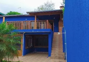 Foto 1 de Sobrado com 3 Quartos à venda, 200m² em Parque Terceiro Lago, São Paulo