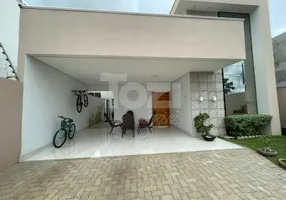 Foto 1 de Casa com 3 Quartos à venda, 118m² em Jardim Curitiba, Sinop