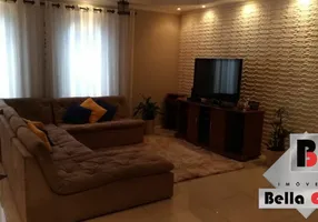 Foto 1 de Sobrado com 3 Quartos à venda, 286m² em Jardim Piqueroby, São Paulo