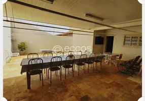 Foto 1 de Casa com 5 Quartos à venda, 230m² em Tabajaras, Uberlândia