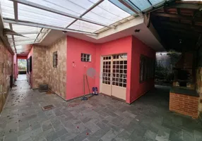 Foto 1 de Casa com 4 Quartos à venda, 150m² em Vila Paranaguá, São Paulo