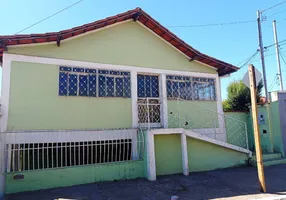 Foto 1 de Casa com 3 Quartos à venda, 360m² em Centro, Sarzedo