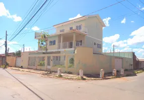 Foto 1 de Sobrado com 4 Quartos à venda, 600m² em CPA IV, Cuiabá