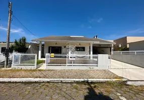 Foto 1 de Casa com 3 Quartos à venda, 188m² em Erechim, Balneário Arroio do Silva