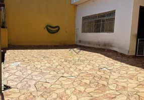 Foto 1 de Sobrado com 4 Quartos à venda, 266m² em Jardim Modelo, Suzano