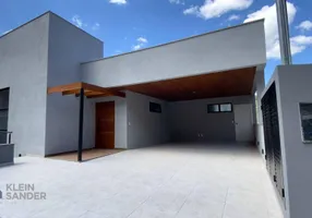 Foto 1 de Casa de Condomínio com 3 Quartos à venda, 310m² em Cônego, Nova Friburgo