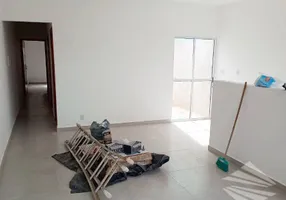 Foto 1 de Casa com 2 Quartos à venda, 61m² em Jardim Marlene Miranda, Taubaté