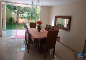 Foto 1 de Casa com 4 Quartos à venda, 259m² em Maria Helena, Belo Horizonte