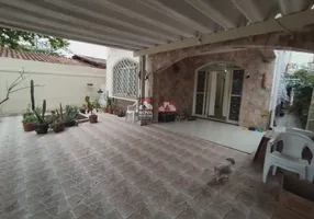 Foto 1 de Casa com 4 Quartos à venda, 195m² em Jardim Satélite, São José dos Campos