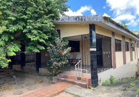 Foto 1 de Casa com 3 Quartos à venda, 281m² em Várzea, Recife