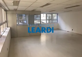 Foto 1 de Ponto Comercial para venda ou aluguel, 77m² em Itaim Bibi, São Paulo