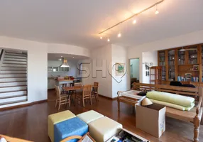 Foto 1 de Casa de Condomínio com 2 Quartos à venda, 285m² em Vila Madalena, São Paulo