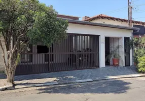 Foto 1 de Casa com 3 Quartos à venda, 232m² em Jardim Olympia, São Paulo