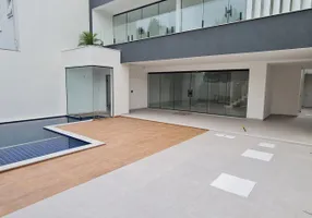 Foto 1 de Casa de Condomínio com 5 Quartos à venda, 370m² em Recreio Dos Bandeirantes, Rio de Janeiro