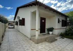 Foto 1 de Casa com 4 Quartos à venda, 120m² em Sarandi, Porto Alegre