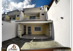 Foto 1 de Casa com 4 Quartos à venda, 180m² em Vila União, Fortaleza