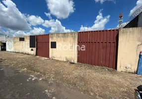 Foto 1 de Lote/Terreno para alugar, 370m² em Tibery, Uberlândia