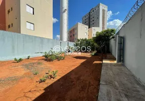 Foto 1 de à venda, 360m² em Alto Umuarama, Uberlândia