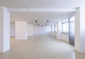 Foto 1 de Sala Comercial para alugar, 124m² em Centro, São Paulo