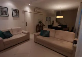 Foto 1 de Casa de Condomínio com 3 Quartos à venda, 150m² em Vila Matias, Santos