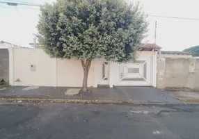 Foto 1 de Casa com 3 Quartos à venda, 200m² em Cruzeiro do Sul, Uberlândia