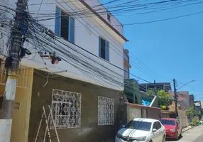 Foto 1 de Casa com 2 Quartos à venda, 58m² em Madureira, Rio de Janeiro