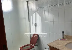 Foto 1 de Casa com 4 Quartos para alugar, 200m² em Vila Congonhas, São Paulo