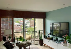 Foto 1 de Apartamento com 3 Quartos à venda, 105m² em Valparaiso, Petrópolis