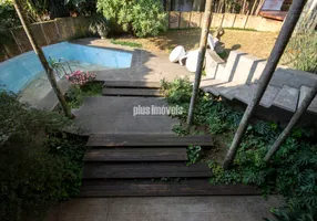 Foto 1 de Casa com 3 Quartos à venda, 448m² em Jardim Guedala, São Paulo