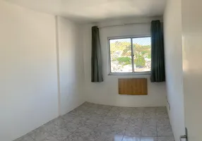 Foto 1 de Apartamento com 2 Quartos para alugar, 70m² em Porto Novo, São Gonçalo