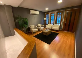 Foto 1 de Casa com 4 Quartos para alugar, 313m² em Praia da Costa, Vila Velha