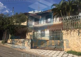 Foto 1 de Sobrado com 3 Quartos à venda, 299m² em Vila Trujillo, Sorocaba