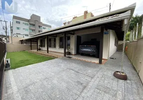 Foto 1 de Casa com 4 Quartos à venda, 154m² em Vorstadt, Blumenau