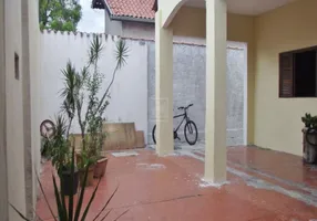 Foto 1 de Casa com 3 Quartos à venda, 300m² em Vila Resende, Caçapava