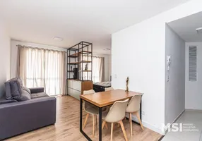 Foto 1 de Apartamento com 1 Quarto para alugar, 53m² em Rebouças, Curitiba