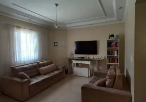 Foto 1 de Sobrado com 3 Quartos à venda, 170m² em Jardim Acapulco, Londrina