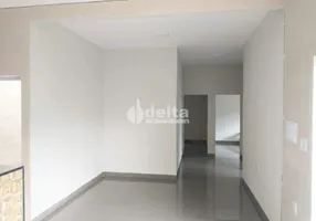 Foto 1 de Casa com 3 Quartos à venda, 85m² em Shopping Park, Uberlândia